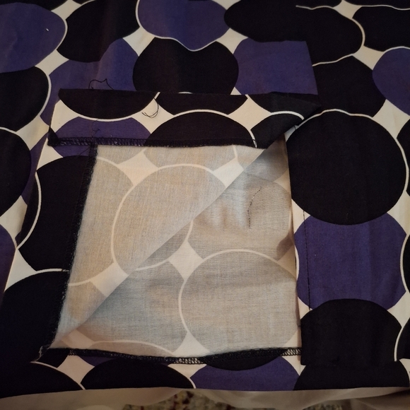 Julian Taylor Elegant Black and Purple Pleated Front Dress - Picture 8 of 8